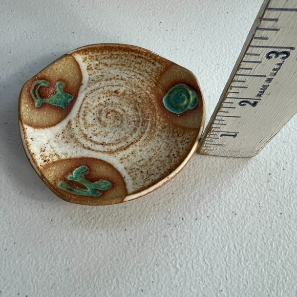 Studio Art Pottery 3.5" Stoneware Trinket Dish Tray Handmade Signed - Picture 7 of 7